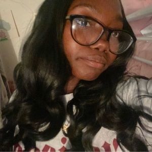 Meet your Posher, Jasmine